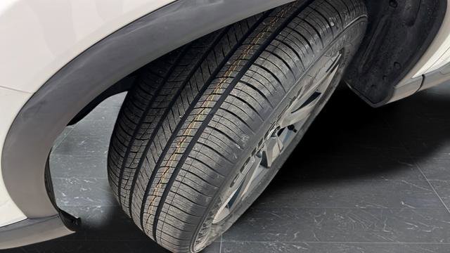 Used 2023 Honda Pilot Sport image 34