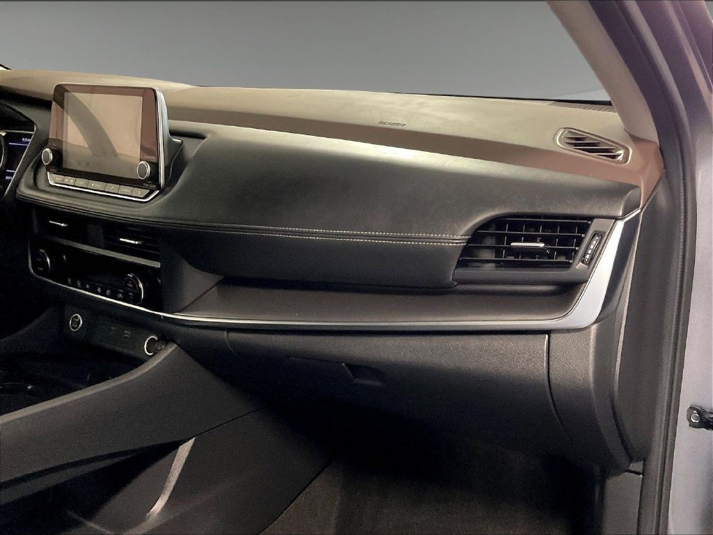 Certified 2023 Nissan Rogue SV AWD/4WD image 13