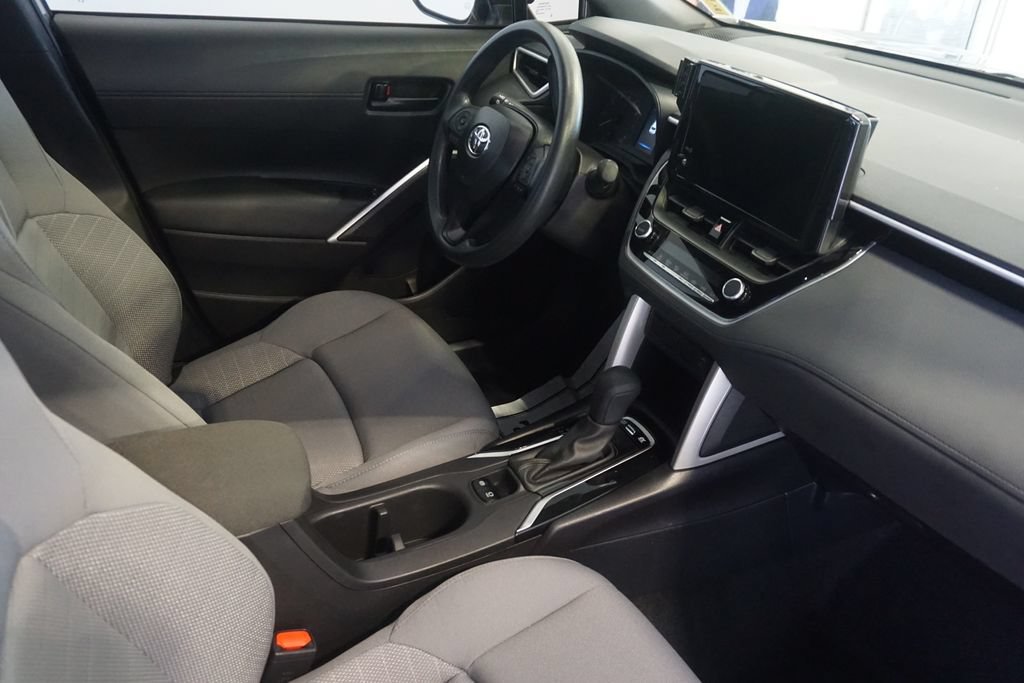 Used 2025 Toyota Corolla Cross AWD Hybrid image 24
