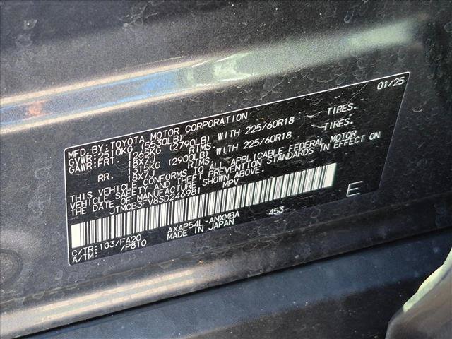 Used 2025 Toyota RAV4 SE AWD/4WD image 18