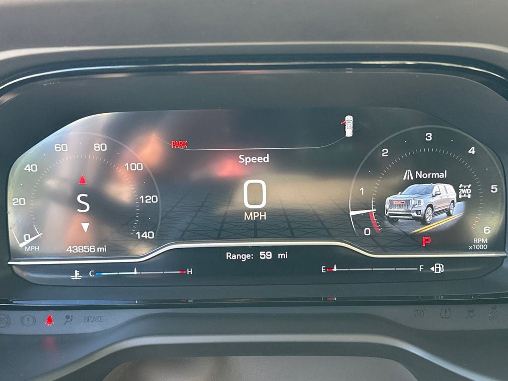 Used 2023 GMC Yukon XL Denali w/ Max Trailering Package image 29