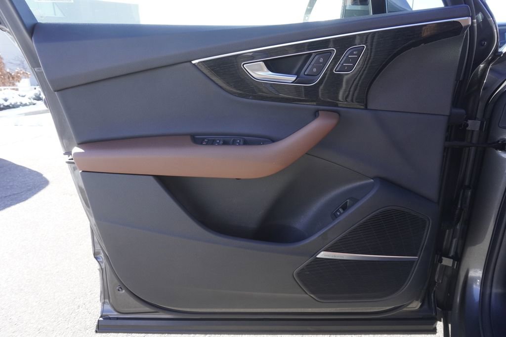 Used 2022 Audi Q7 2.0T Premium Plus image 17