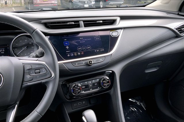 Used 2022 Buick Encore GX Select w/ Sport Touring Package AWD/4WD image 5