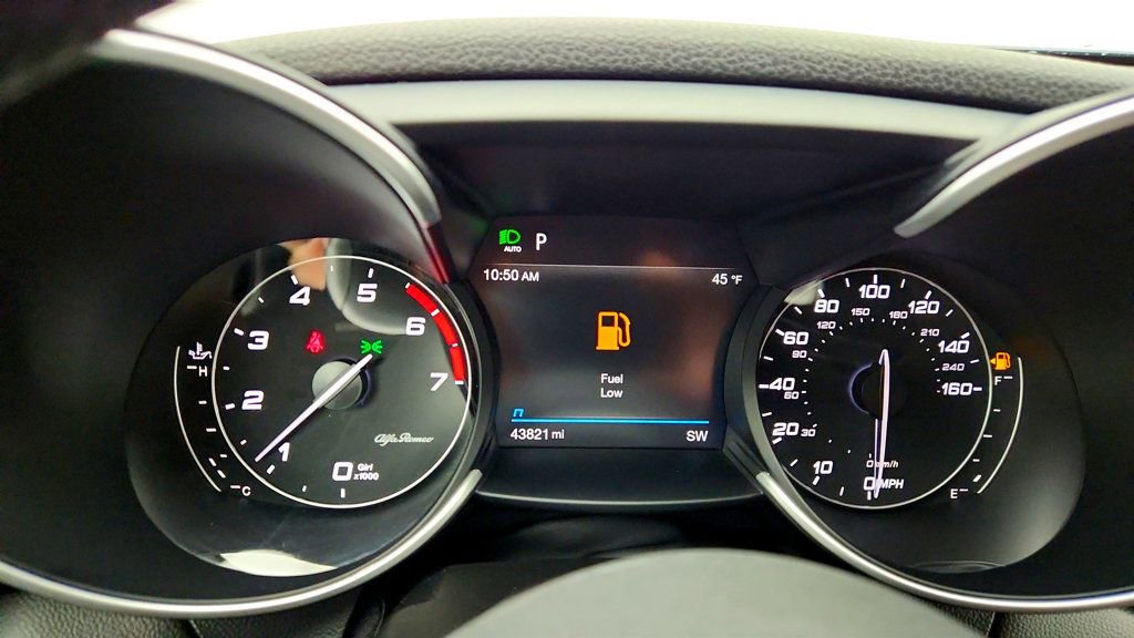 Used 2022 Alfa Romeo Giulia Ti image 15