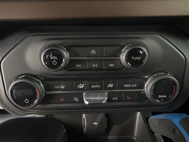 Used 2021 Ford Bronco Outer Banks AWD/4WD image 36