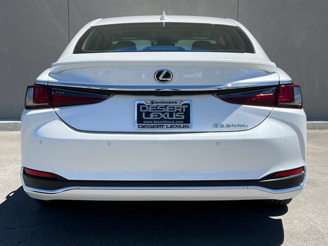 Used 2025 Lexus ES 300h w/ Premium Package FWD image 9