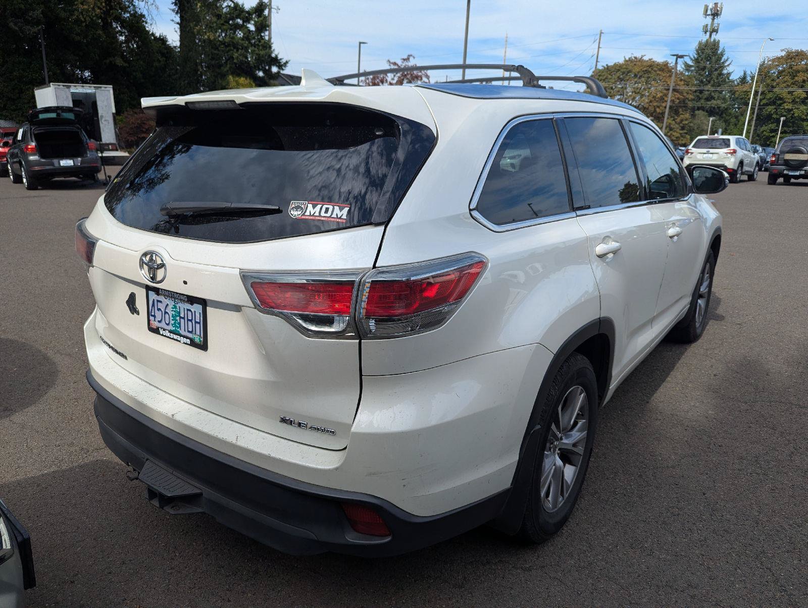 Used 2015 Toyota Highlander XLE AWD/4WD image 8