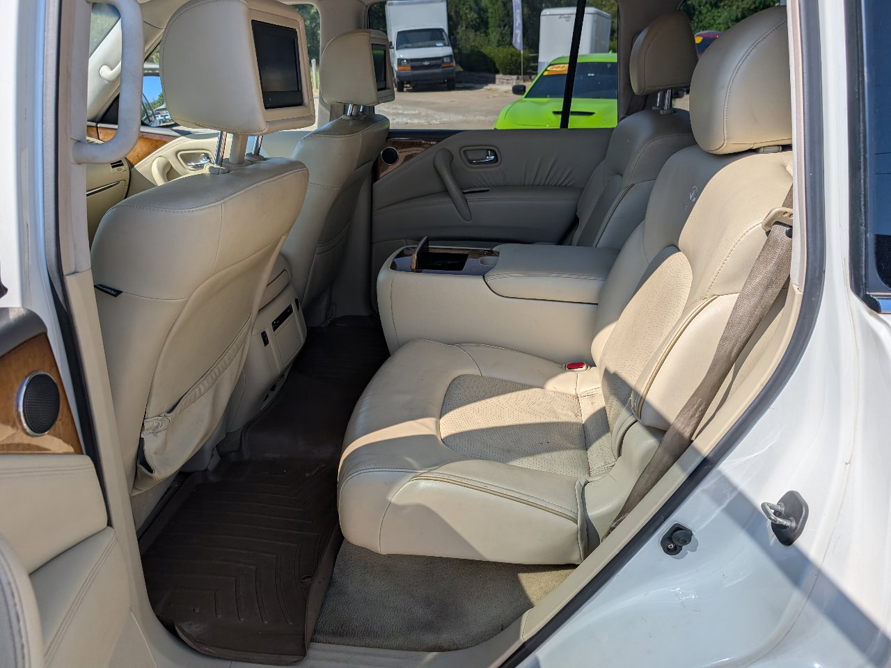 Used 2012 INFINITI QX56 4WD w/ Theater Pkg image 10