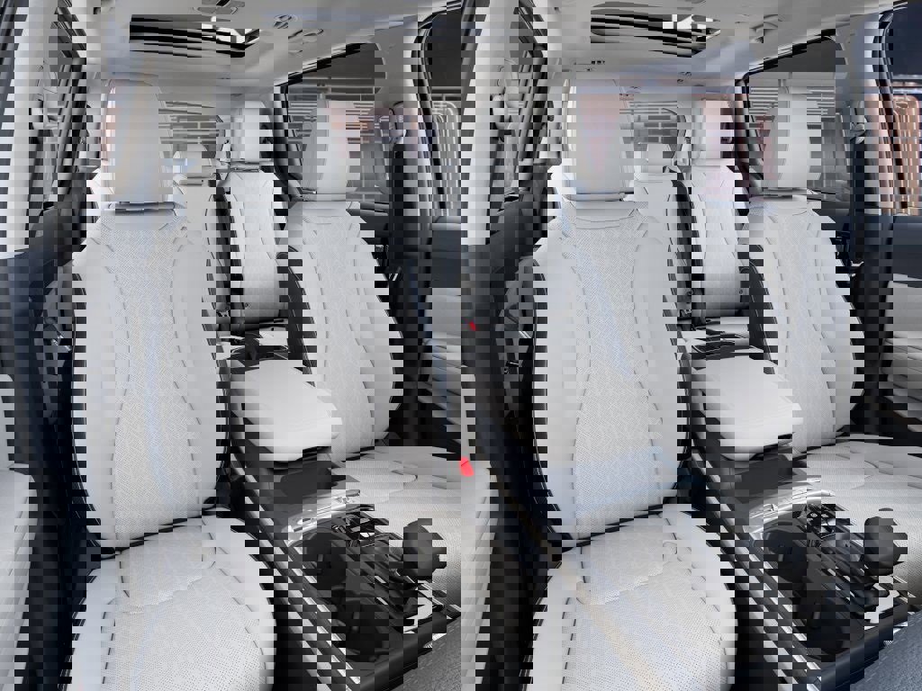 New 2026 Kia Carnival SX w/ SX Dark Edition Package image 15