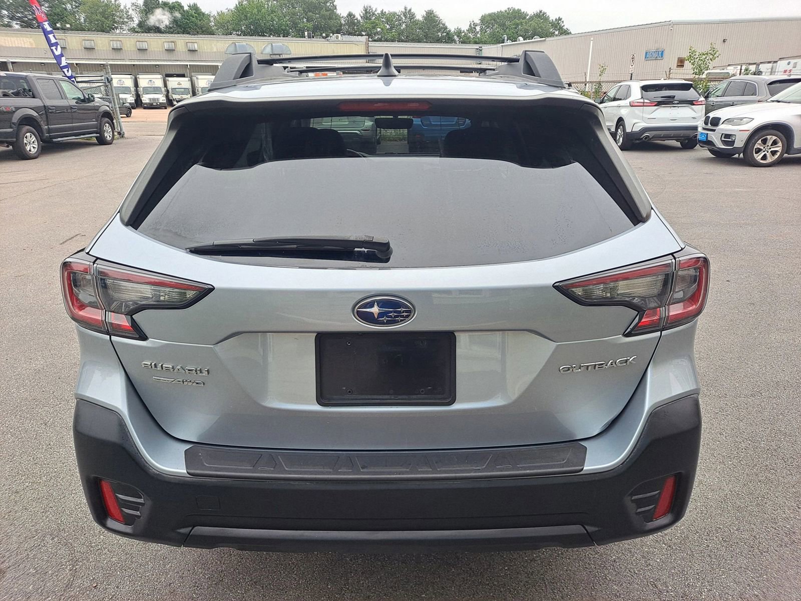 Used 2020 Subaru Outback Premium image 6