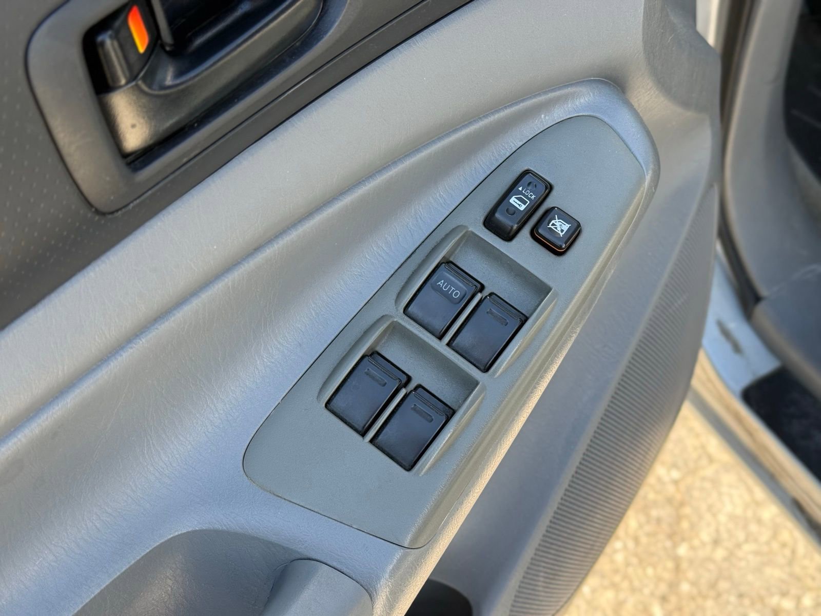 Used 2006 Toyota Tacoma 4x4 Double Cab image 11