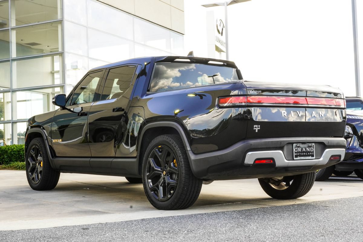 Used 2022 Rivian R1T Adventure AWD/4WD image 10