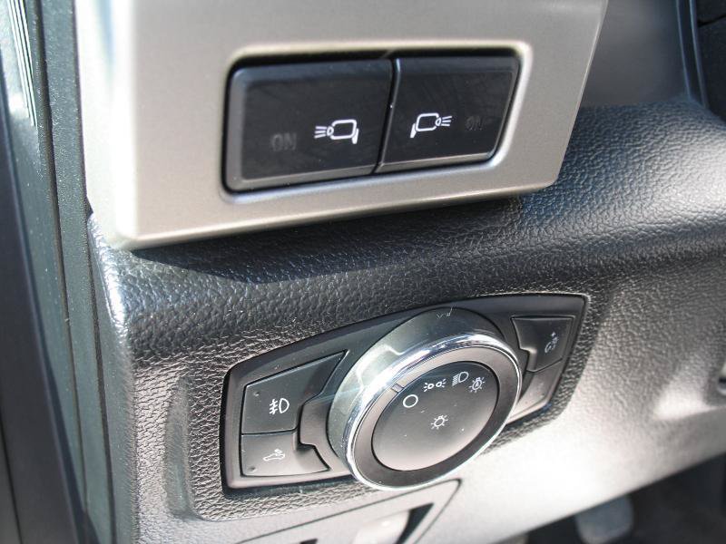 Used 2019 Ford F150 Lariat w/ Equipment Group 502A Luxury AWD/4WD image 49