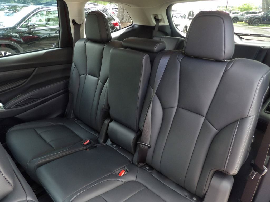 Used 2026 Subaru Ascent Premium AWD/4WD image 24