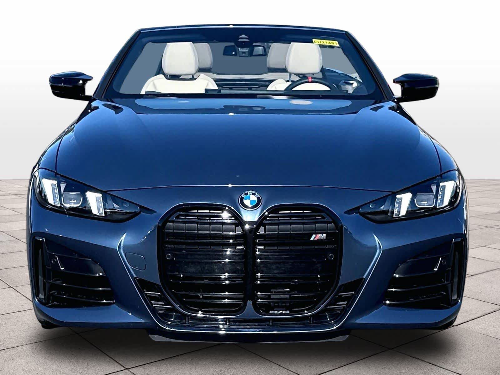Used 2025 BMW M440i Convertible w/ Premium Package RWD image 2