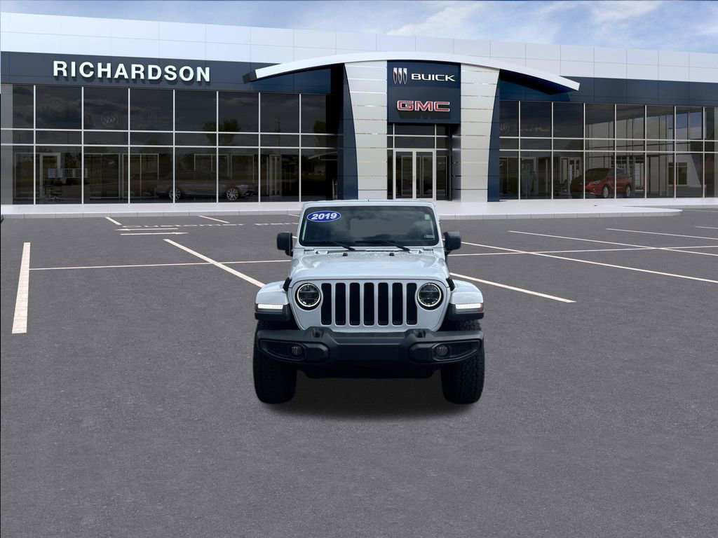 Used 2019 Jeep Wrangler Unlimited Sahara AWD/4WD image 9