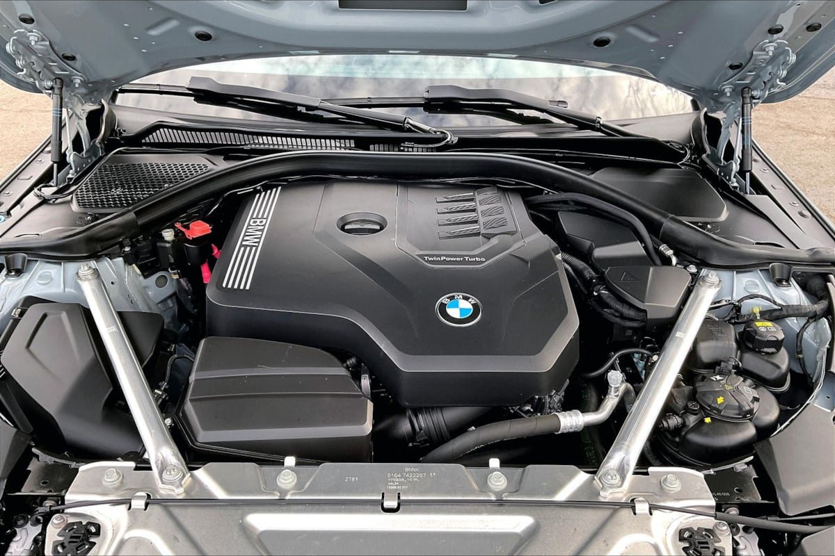 Used 2022 BMW 430i Coupe w/ M Sport Package RWD image 7