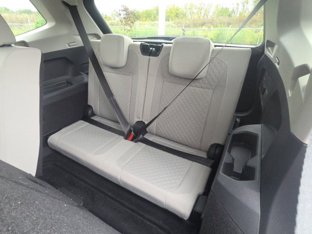Used 2019 Volkswagen Tiguan S w/ Driver Assistance Package FWD image 16