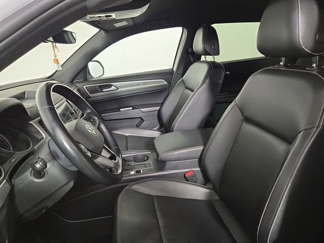Used 2020 Volkswagen Atlas Cross Sport SE image 13