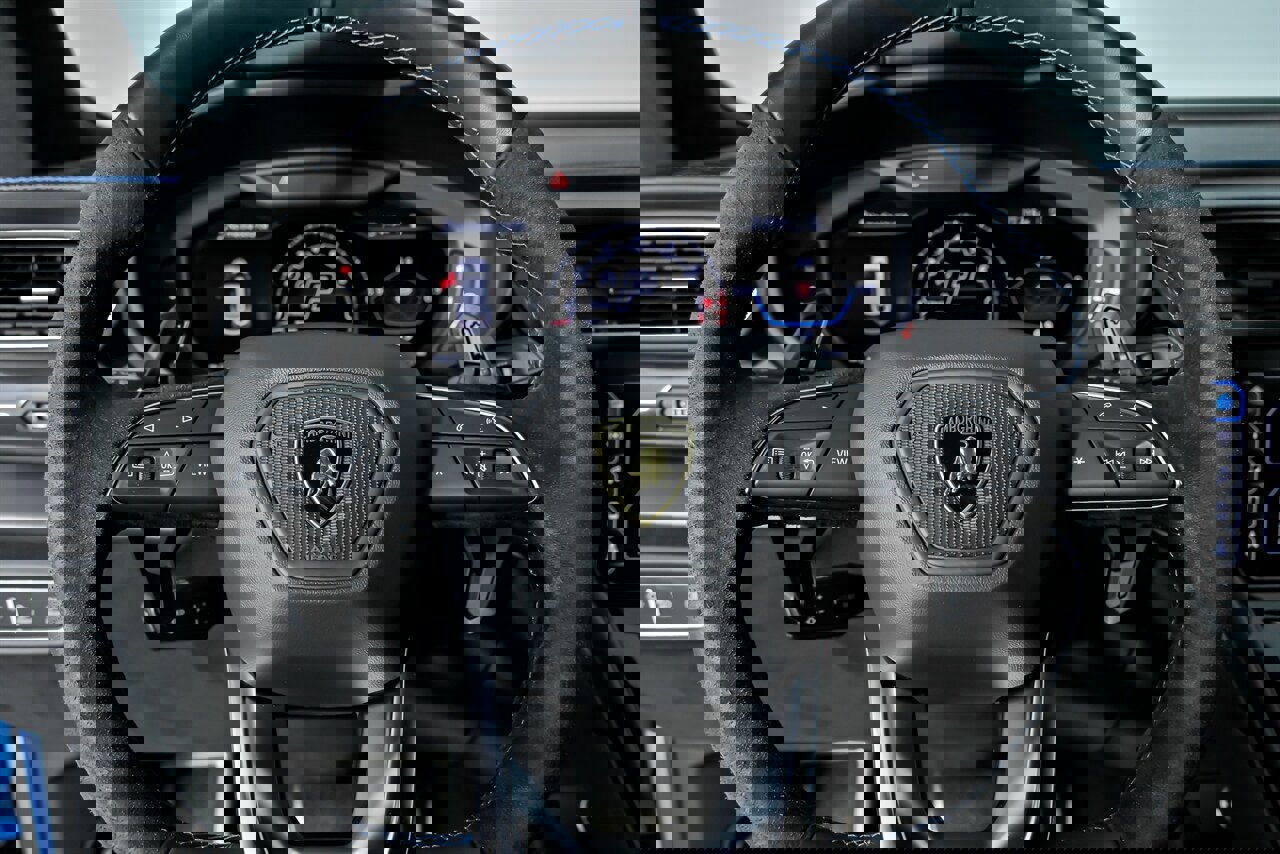 Used 2022 Lamborghini Urus image 29