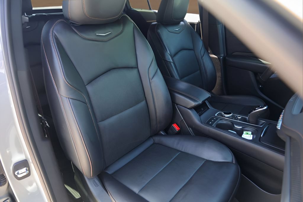 Used 2023 Cadillac XT4 Sport FWD image 30