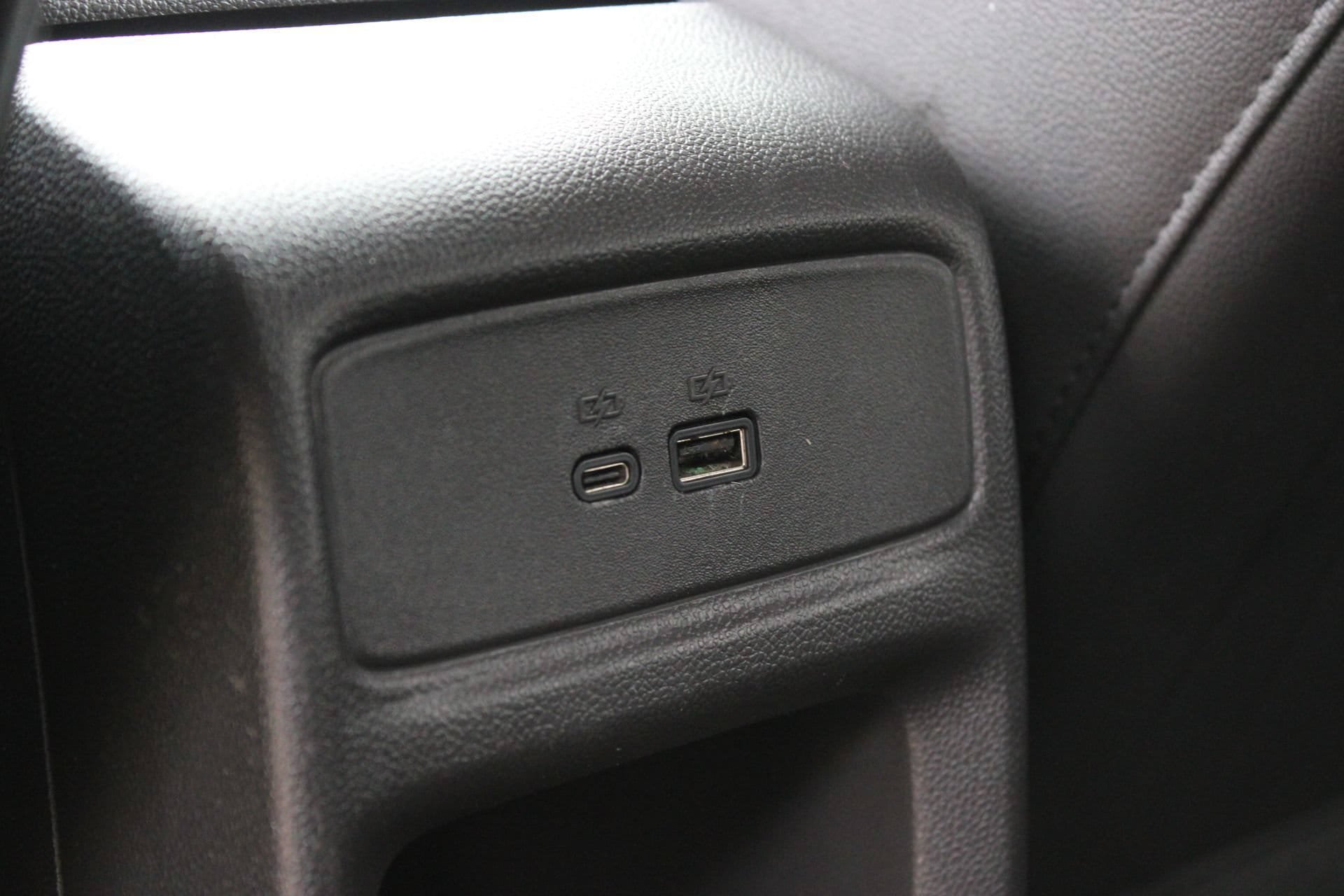 Used 2025 Chevrolet Trax LT FWD image 19