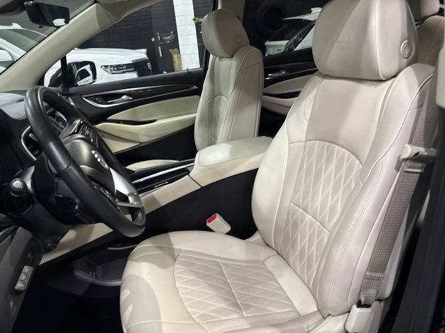 Used 2023 Buick Enclave Avenir w/ Avenir Technology Package AWD/4WD image 12