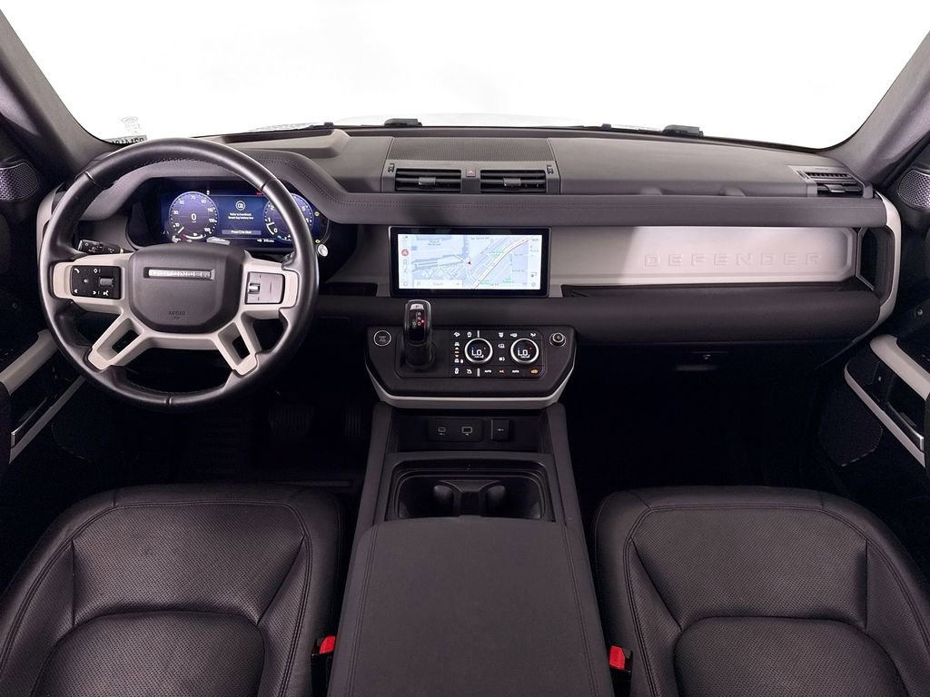 Used 2023 Land Rover Defender 90 S image 9