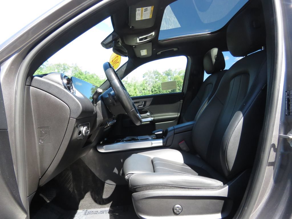 Used 2021 Mercedes-Benz GLB 250 4MATIC image 10