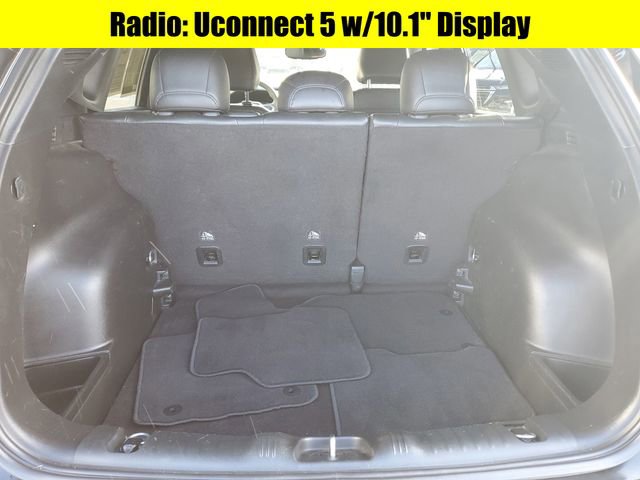 Certified 2023 Jeep Compass Latitude image 8