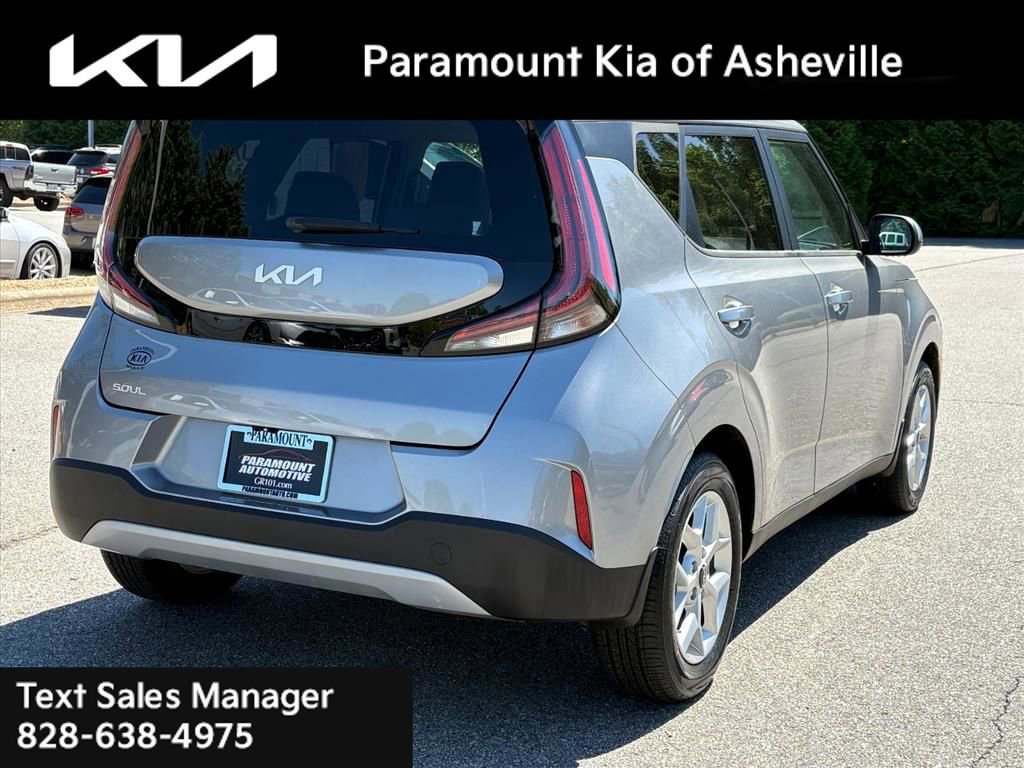 Used 2023 Kia Soul LX w/ LX Technology Package FWD image 6