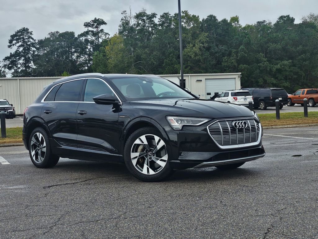 Used 2021 Audi e-tron Premium image 23