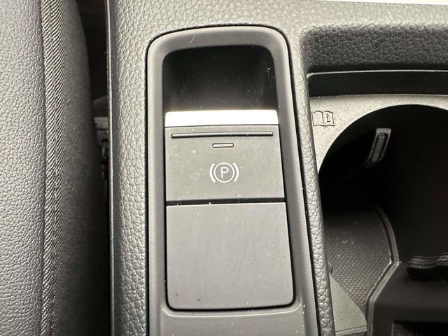 Certified 2023 Audi Q3 2.0T Premium w/ Convenience Package AWD/4WD image 29