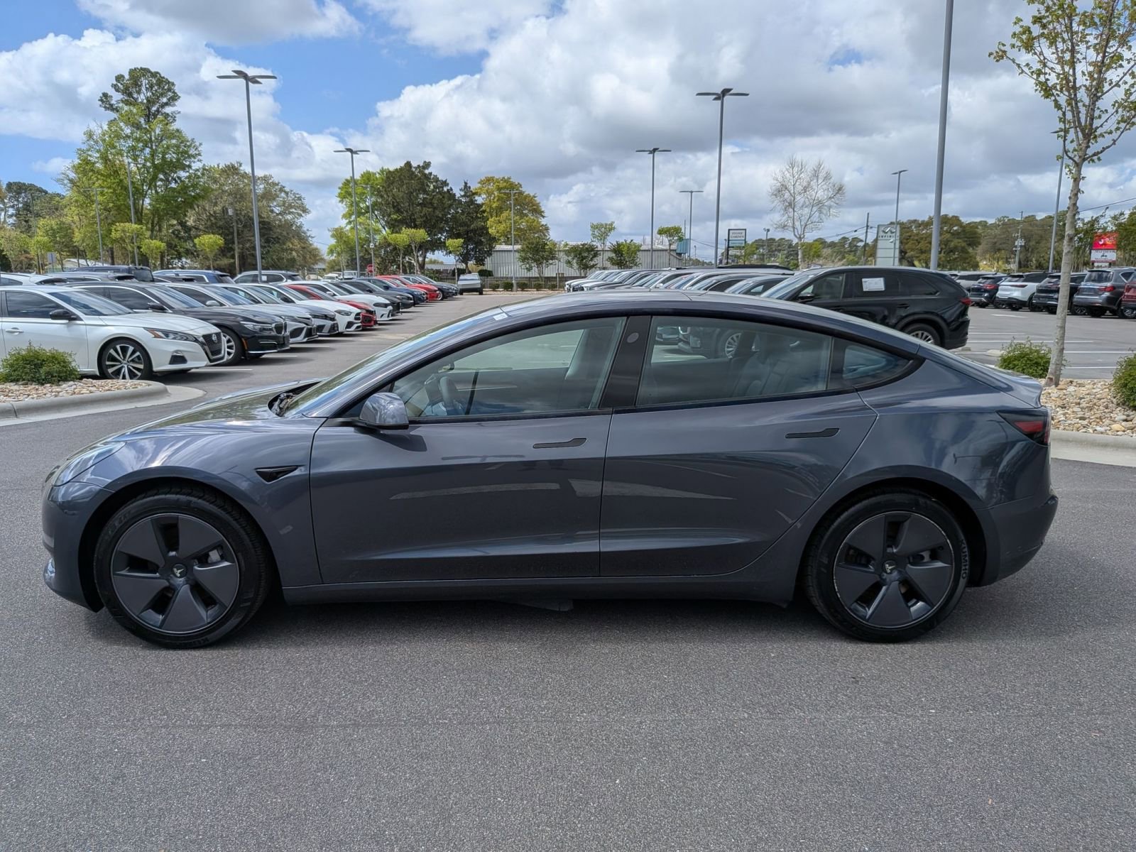 Used 2023 Tesla Model 3 Standard Range image 6