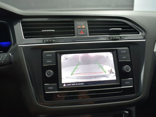 Used 2022 Volkswagen Tiguan S image 14
