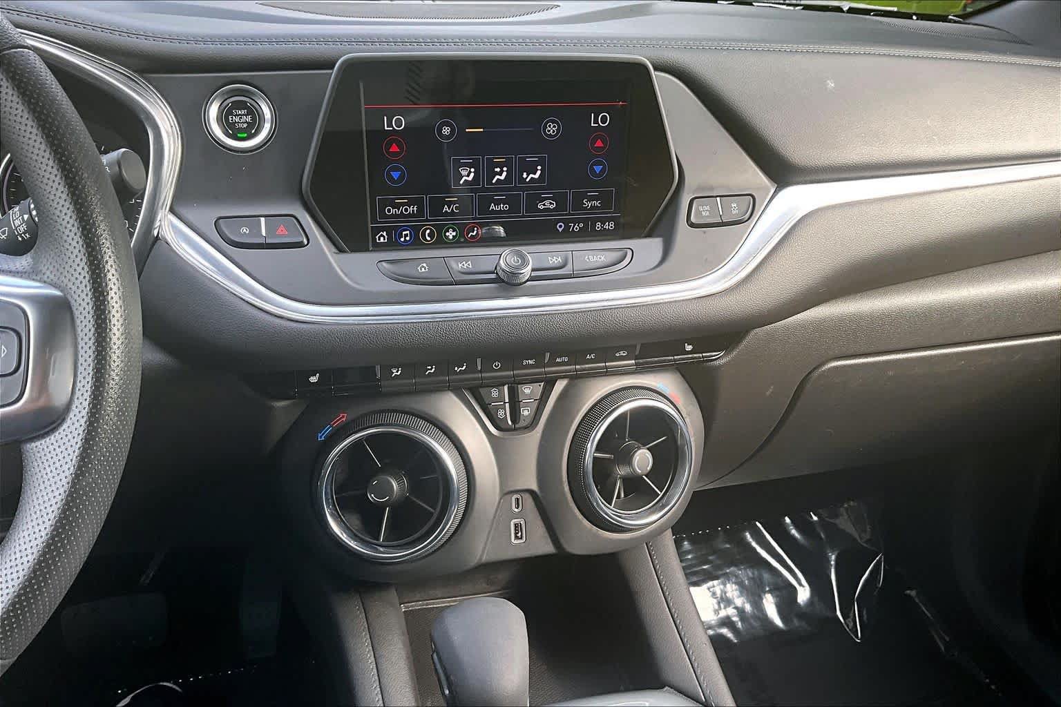 Used 2021 Chevrolet Blazer LT FWD image 34
