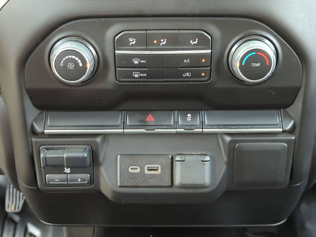 Used 2023 Chevrolet Silverado 3500 W/T w/ WT Convenience Package AWD/4WD image 15