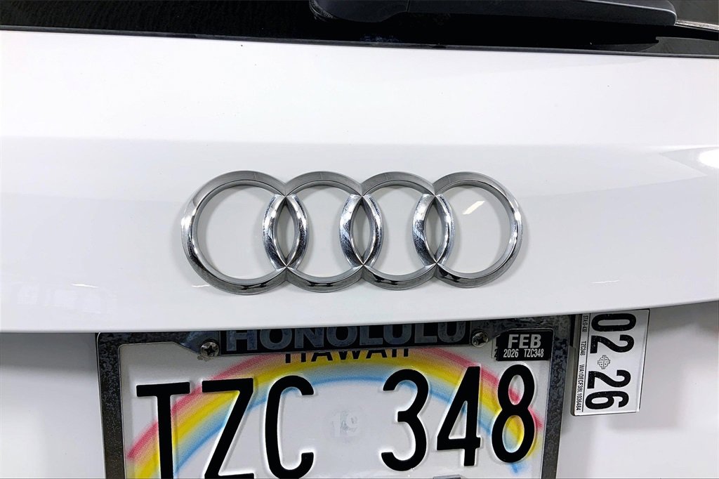 Used 2020 Audi Q3 2.0T Premium w/ Convenience Package image 31