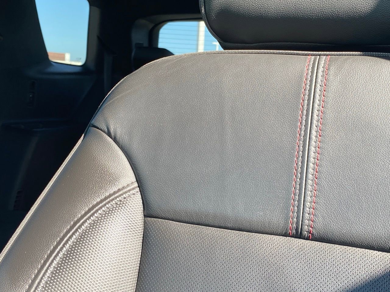Used 2022 Chevrolet Traverse RS w/ LPO, Cargo Package image 13