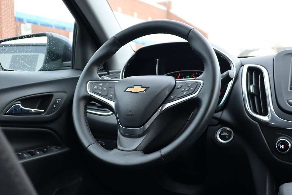 Used 2023 Chevrolet Equinox LT image 41