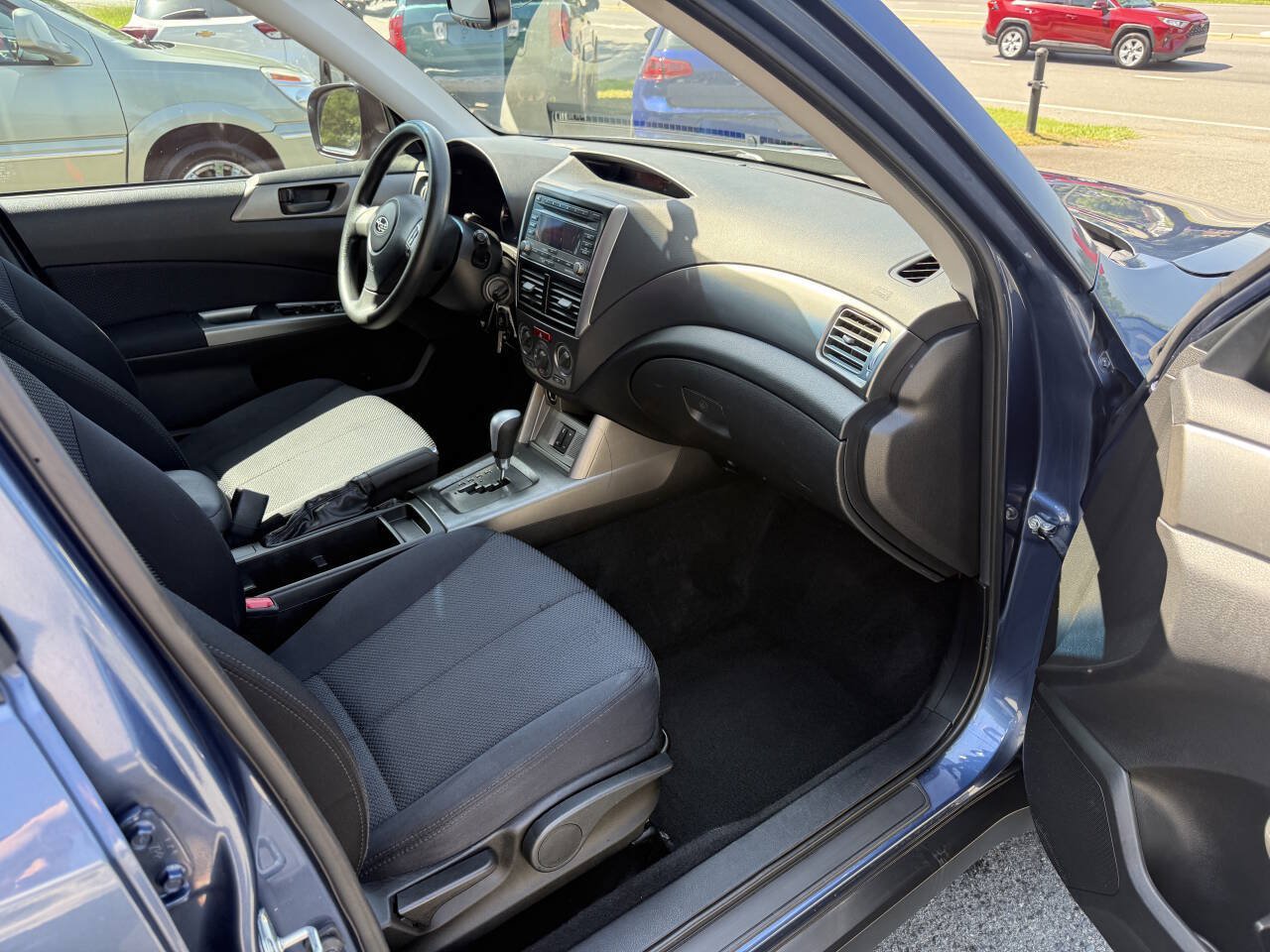 Used 2012 Subaru Forester 2.5X w/ Alloy Wheel Pkg AWD/4WD image 13