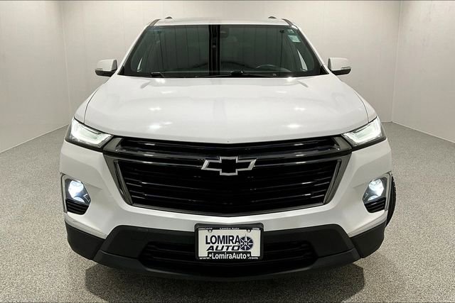Used 2022 Chevrolet Traverse LT w/ Midnight/Sport Edition image 2