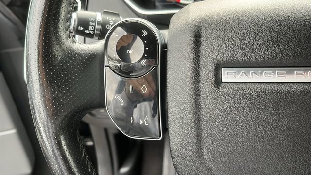 Used 2018 Land Rover Range Rover Sport HSE image 12