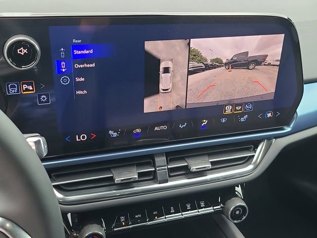 New 2026 Chevrolet Equinox EV LT image 33