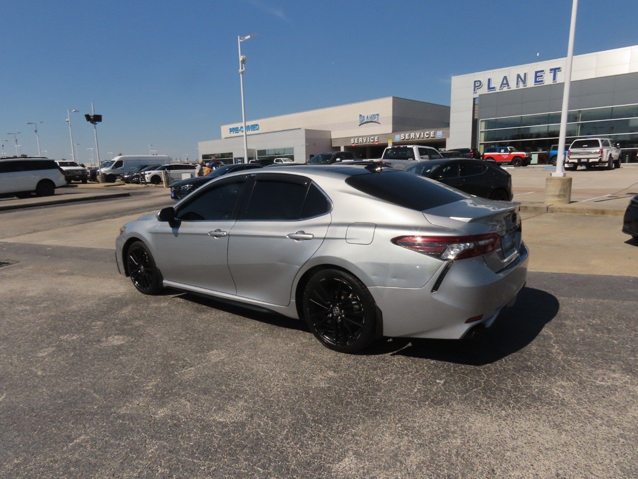 Used 2021 Toyota Camry XSE FWD image 15
