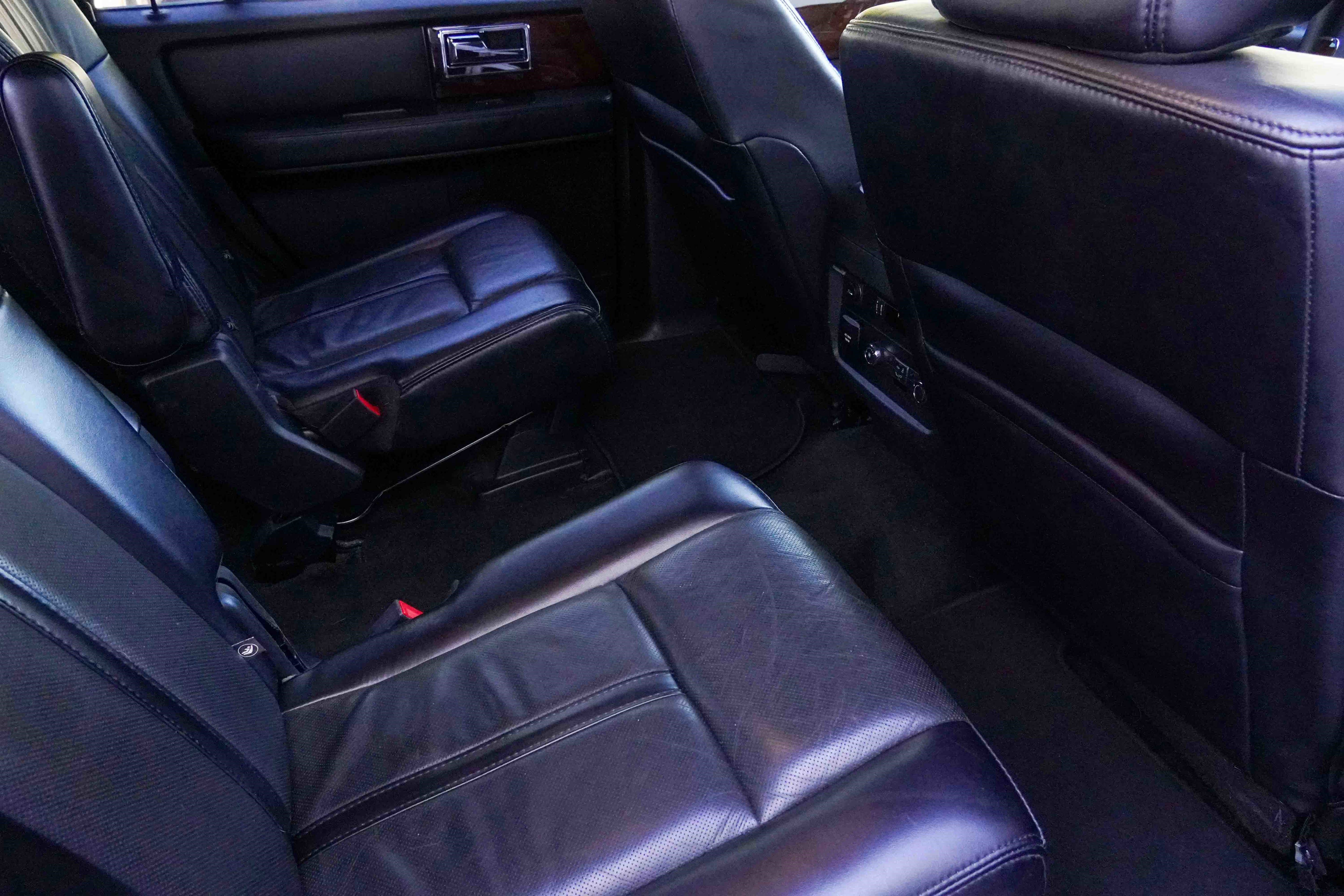 Used 2017 Lincoln Navigator Select image 33