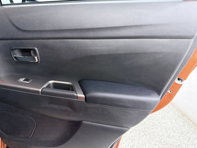 Used 2025 Mitsubishi Outlander Sport SE AWD/4WD image 19