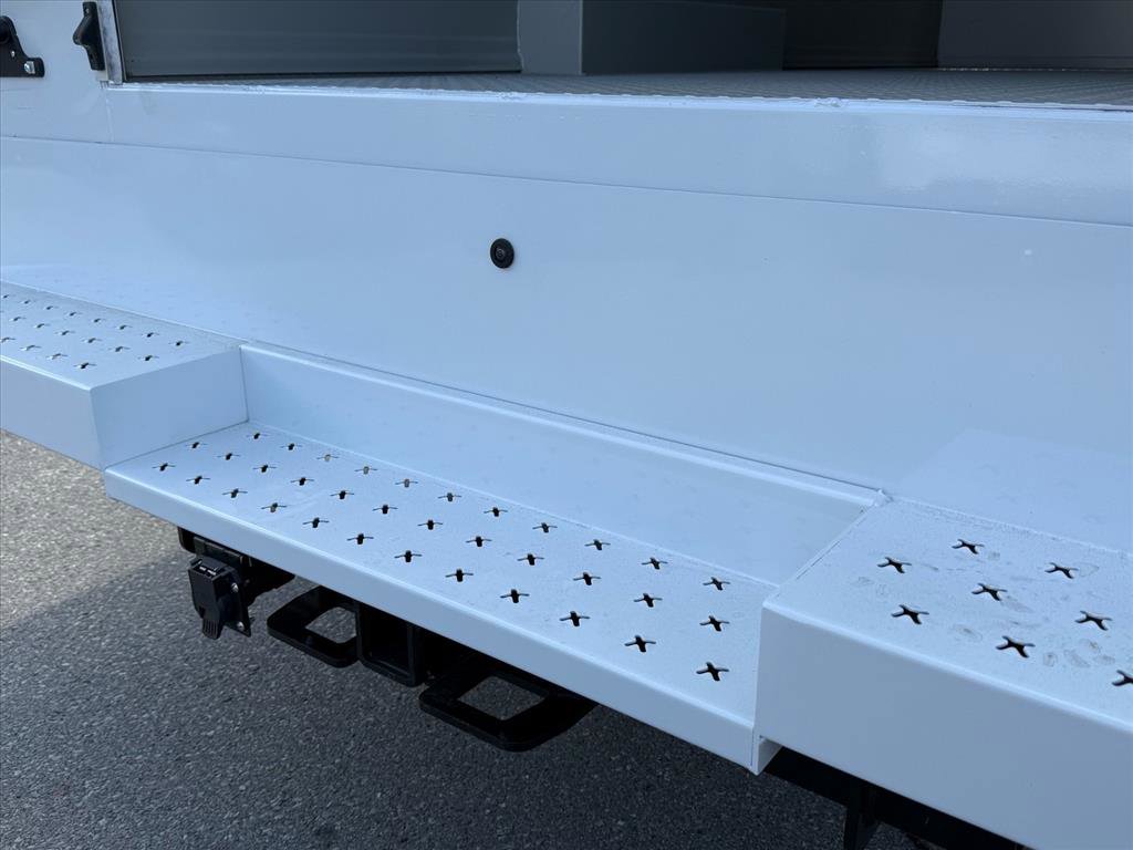 New 2026 RAM 5500 Tradesman w/ Chrome Appearance Group image 17