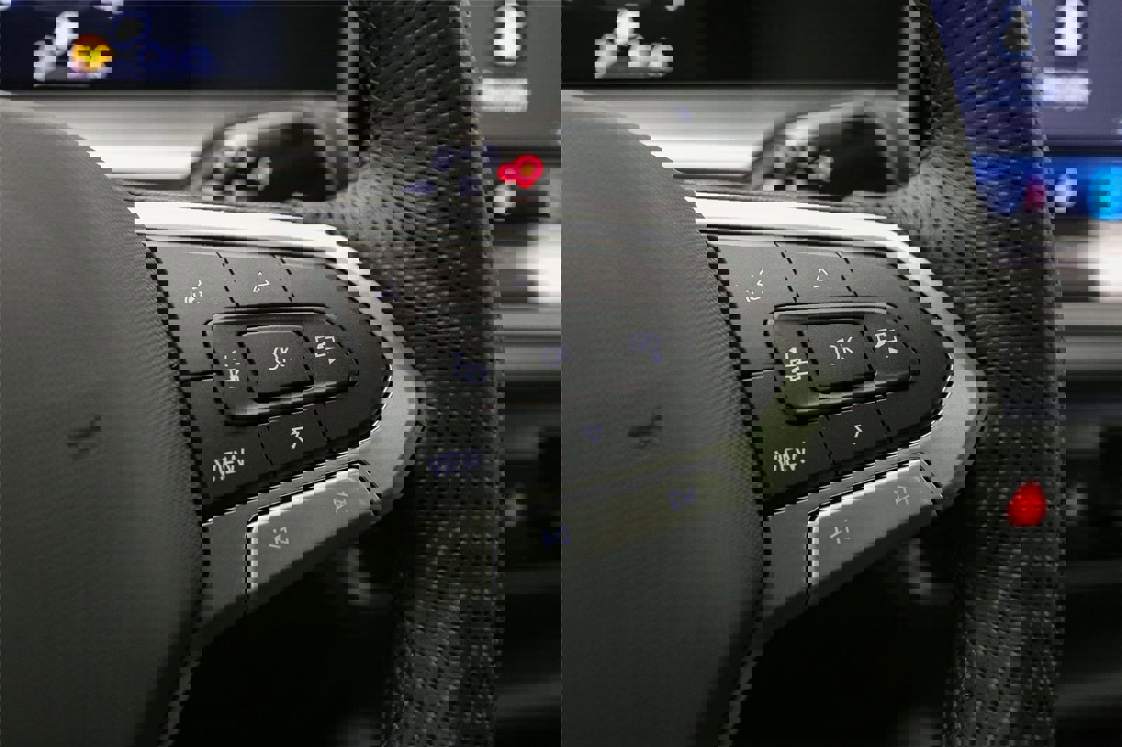 New 2026 Volkswagen Tiguan SE R-Line AWD/4WD image 26