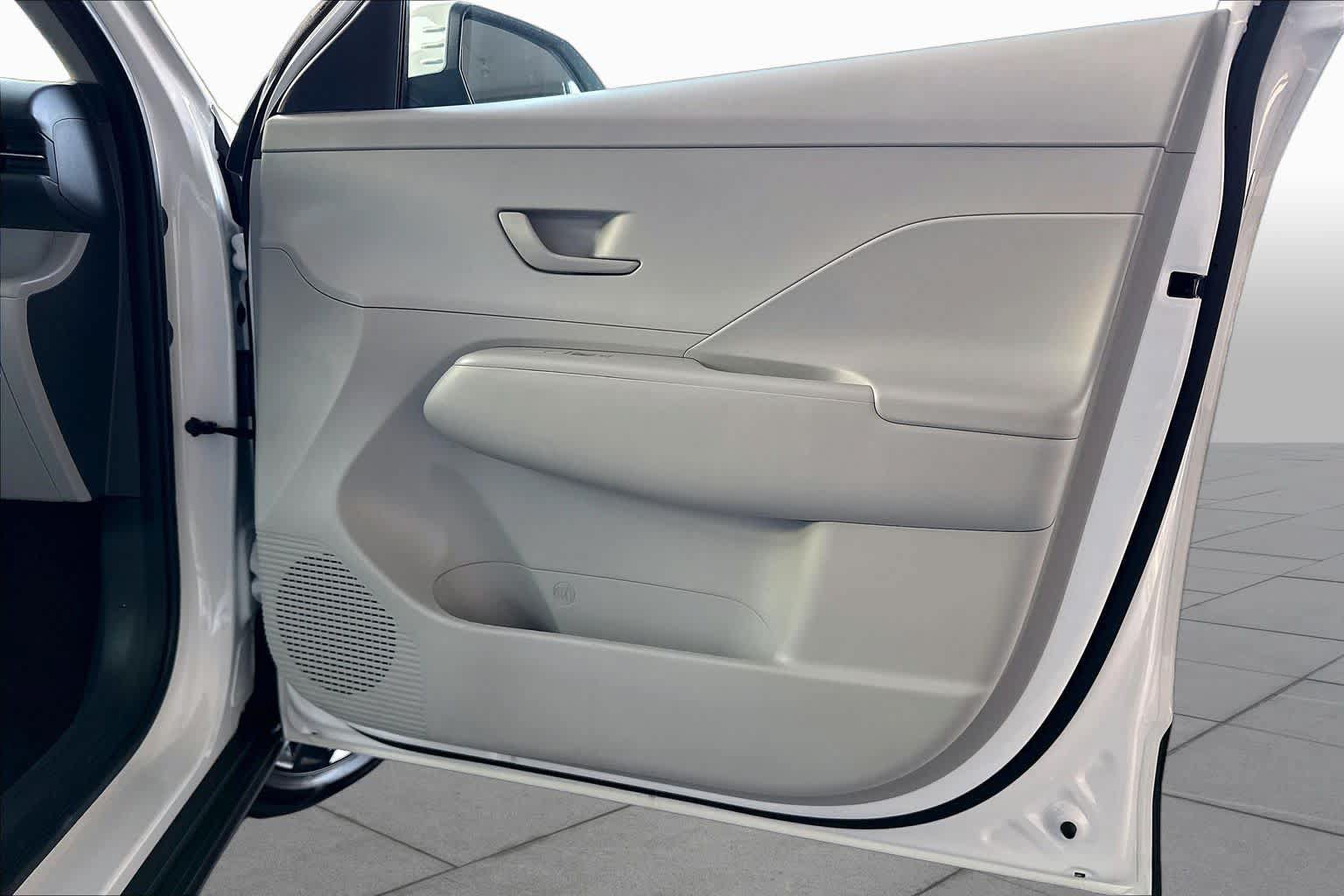 Used 2025 Hyundai Kona SEL AWD/4WD image 22